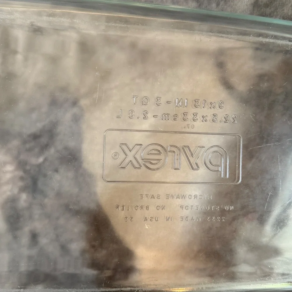 VTG Pyrex 3 Quart Clear Glass Oblong Baking Dish 9x13 2233 USA Made Easy Grip